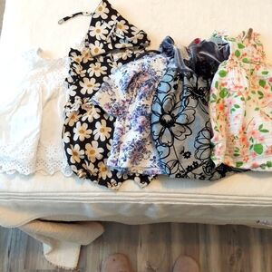 Infants outfits 5 pieces sizes 6 to 24 months